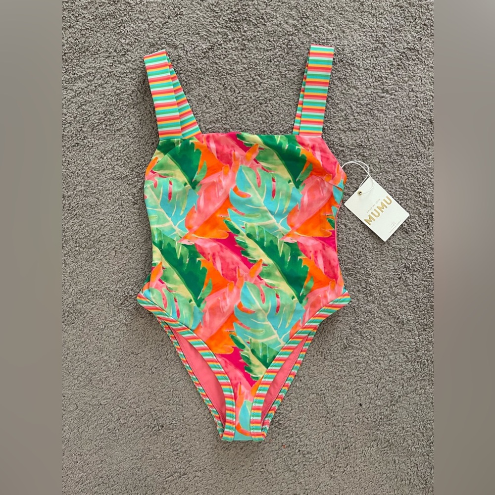 Show me Your MuMu swim